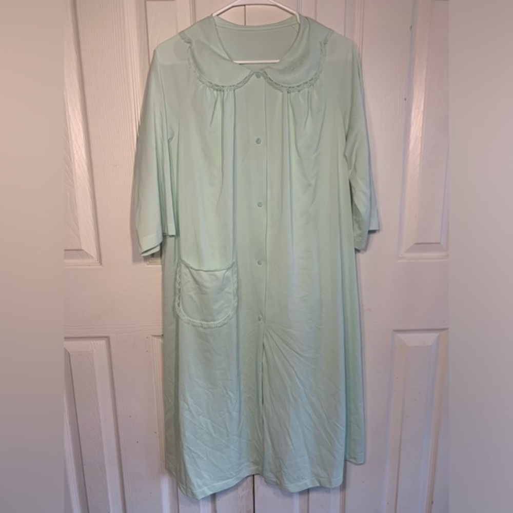 Women's Large Shadow Line Vintage Mint Green Button Up Night Gown